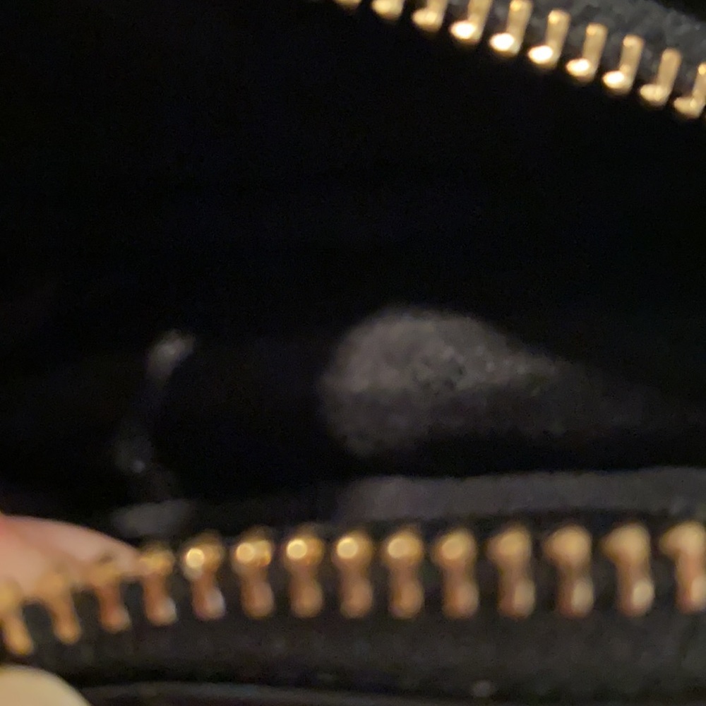 Tory Burch Black Patent Leather Makeup Case - Picture 8 of 9